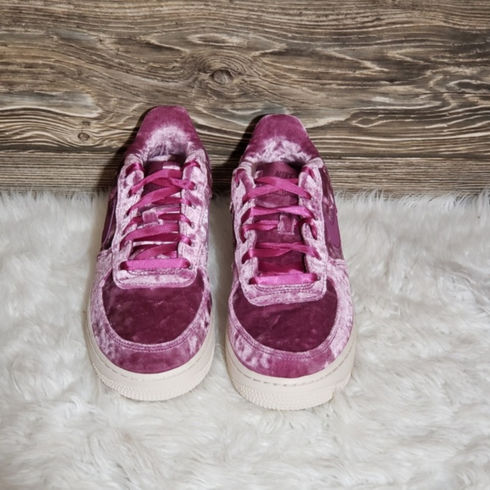New Nike Air Force 1 LV8 Purple Velvet Sneakers - Picture 2 of 8